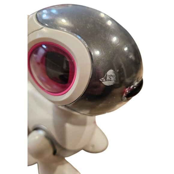 Tiger Electronics Mio Pup White Pink Bonus Sweater Booties 2007 TESTED Working - Picture 7 of 17